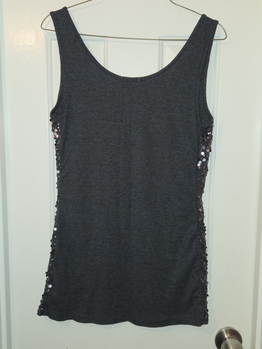 Old Navy Women's Charcoal Sequin Sleeveless Tank Top Sparkle Camisole.  Size L. - Picture 10 of 12